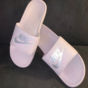 Nike slides